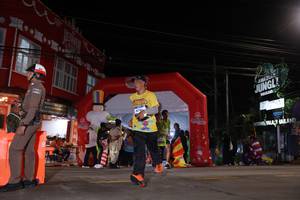 BIB: 4700
                            <button type="button" onclick="openModal(26259518)" class="btn btn-primary btn-sm float-right btn-popup" data-toggle="modal" data-target=".modal-high-quality">
                        <i class="fas fa-shopping-cart"></i> Add to Cart
                    </button>
                                            <button type="button" onclick="isThisMe(26259518, true)" class="btn btn-success btn-sm float-right btn-popup btn-isme hidden" data-toggle="tooltip" data-placement="bottom" title="นี่คือรูปของคุณใช่ไหม คลิกที่นี่เพื่อเอาเข้าอัลบั้ม">
                        <i class="fas fa-plus"></i> Add to album
                    </button>
                    <button type="button" onclick="isThisMe(26259518, false)" class="btn btn-warning btn-sm float-right btn-popup btn-isnotme hidden">
                        <i class="fas fa-ban"></i> Remove from album
                    </button>